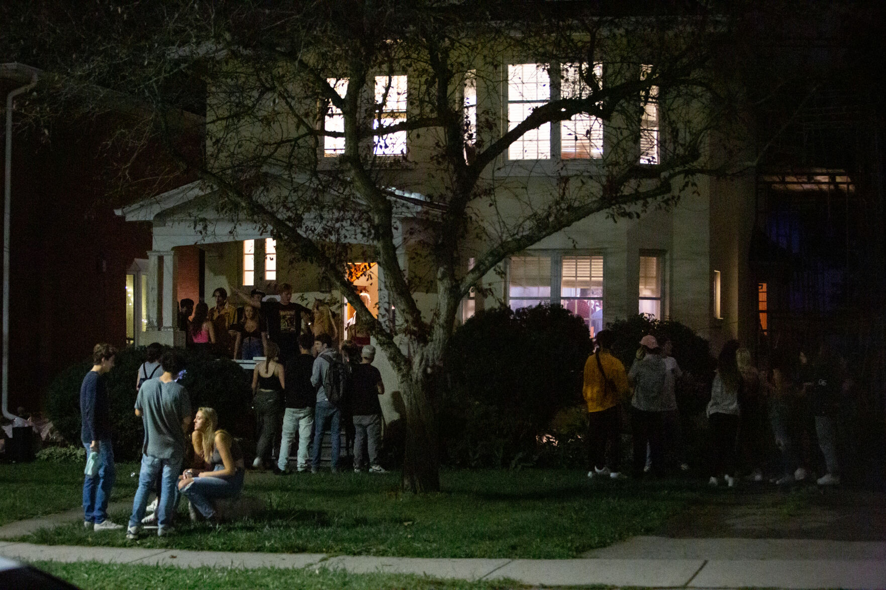 Covid house parties(5 of 6).jpg